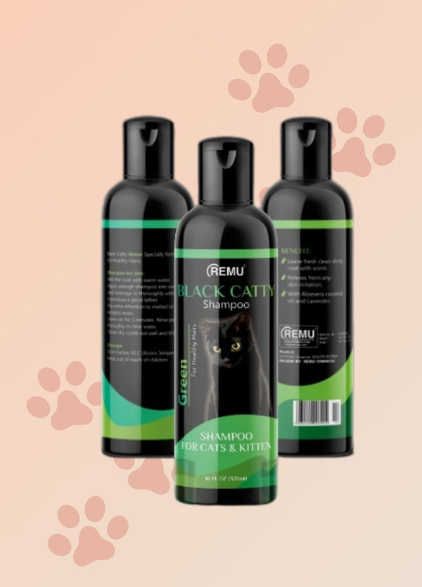 REMU - BLACK CATTY SHAMPOO 320ML - Green